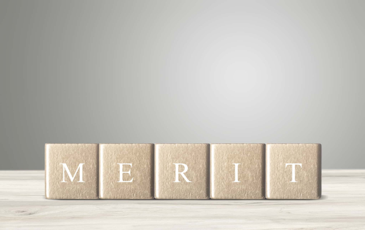 セラミック治療を選択するメリットのイメージ