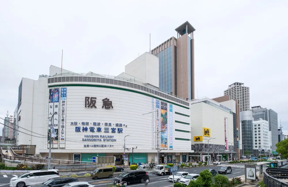 三宮駅前